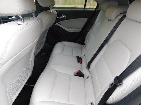 Mercedes-Benz A Class A 200 D SPORT PREMIUM AUTOMATIC 21