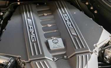 Mercedes-Benz SLS AMG 26