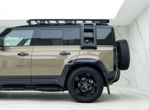Land Rover Defender 110 D250 First Edition 32