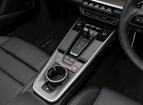 Porsche 911 Turbo Cabriolet (992) 19