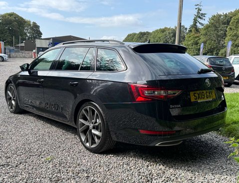 Skoda Superb 2.0 Superb SportLine+ TDI Semi-Auto 5dr 9