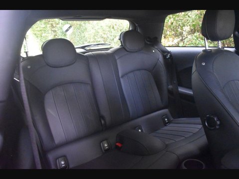 Mini Hatch 2.0 John Cooper Works Hatchback 3dr Petrol Steptronic Euro 6 (s/s) (231 ps) 6