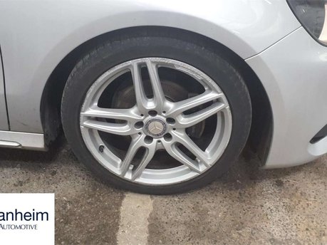 Mercedes-Benz A Class 2.1 A200d AMG Line Hatchback 5dr Diesel 7G-DCT Euro 6 (s/s) (136 ps) 4