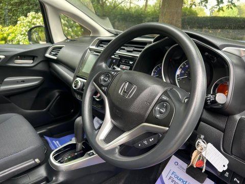Honda Jazz 1.3 i-VTEC SE Navi CVT Euro 6 (s/s) 5dr 48