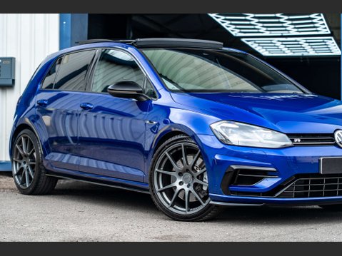 Volkswagen Golf 2.0 Golf R TSi 4Motion Semi-Auto 4WD 5dr 7
