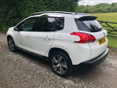 Peugeot 2008 E-HDI FELINE 3