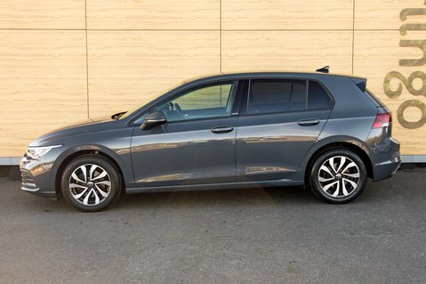 Volkswagen Golf ACTIVE TSI 10