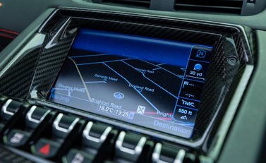 Lamborghini Aventador S LP 740-4 ROADSTER 28