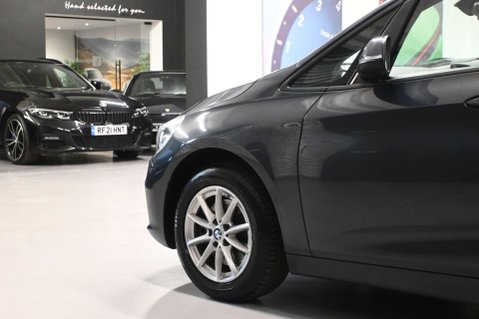 BMW 2 Series 1.5 218i SE Auto 5dr 5
