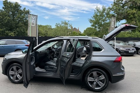 Volkswagen Tiguan SEL TSI BMT 4MOTION DSG - PANROOF - CARPLAY - FULL SERVICE HISTORY 17