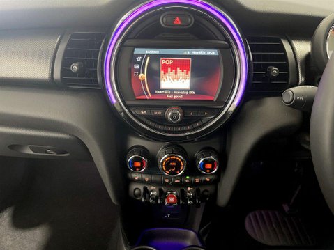 Mini Convertible 2.0 Cooper S Exclusive Convertible 2dr Petrol Steptronic Euro 6 (s/s) (192 18
