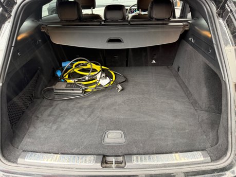 Mercedes-Benz EQC QC 400 80kWh AMG Line SUV 5dr Electric Auto 4MATIC (400 bhp) 36