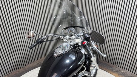 Triumph Bonneville 2013 ONLY 13K 1 OWNER LONG MOT MID-WEIGHT CRUISER BIKE 865CC 17
