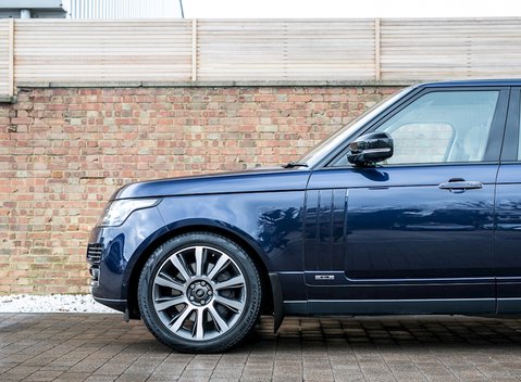 Land Rover Range Rover 5.0 Autobiography LWB 5