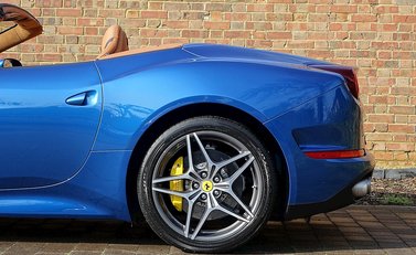 Ferrari California T 10