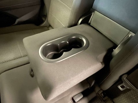 Volkswagen Tiguan 2.0 Tiguan Allspace SE Nav TDI 4Motion Semi-Auto 4WD 5dr 44