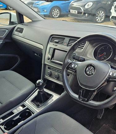 Volkswagen Golf 1.6 SE TDI BLUEMOTION TECHNOLOGY.. FULL HISTORY INC CAMBELT..£20.00 R/TAX. 3