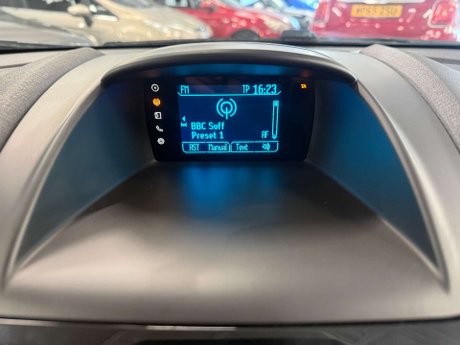 Ford Fiesta 1.0T EcoBoost Zetec Hatchback 5dr Petrol Powershift Euro 5 (100 ps) 32