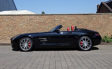 Mercedes-Benz SLS AMG Roadster 17