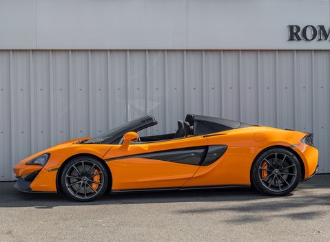 McLaren 570S Spider 2
