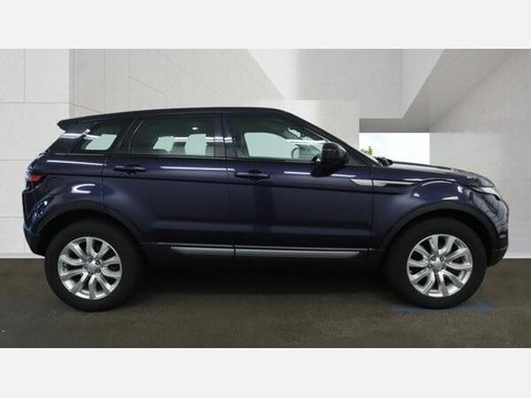 Land Rover Range Rover Evoque 2.0 TD4 SE Auto 4WD Euro 6 (s/s) 5dr 3