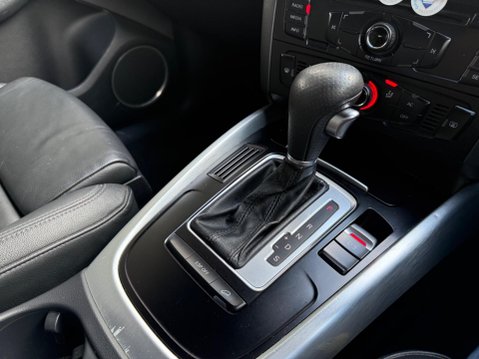 Audi Q5 2.0 TDI S line Special Edition S Tronic quattro Euro 4 5dr 8