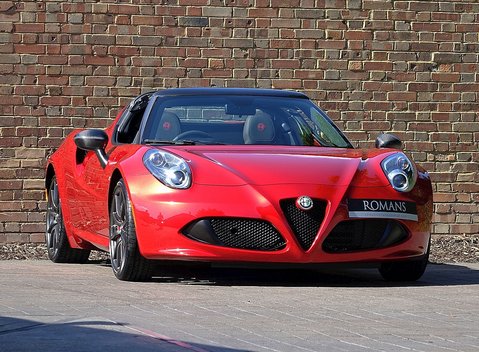Alfa Romeo 4C Spider 1
