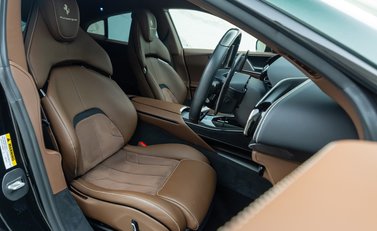 Ferrari Purosangue 14