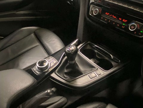 BMW 3 Series 2.0 320i M Sport Shadow Edition 4dr 28