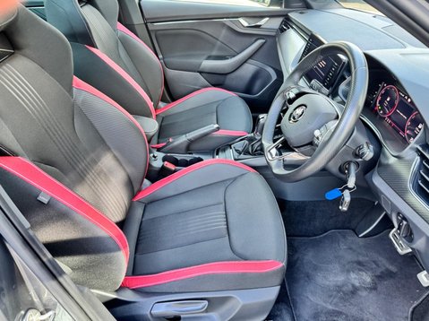 Skoda Kamiq MONTE CARLO TSI DSG 15