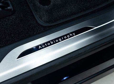 Land Rover Range Rover P530 Autobiography LWB 23