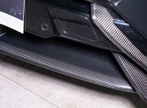 Lamborghini Urus PERFORMANTE 38