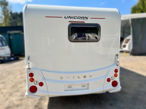 Bailey Unicorn Barcelona  8