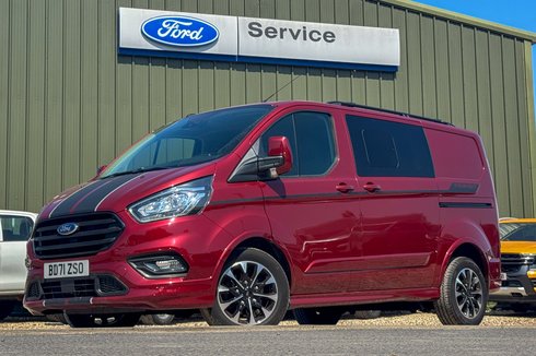 Ford Transit Custom Crew Cab AUTO SWB L1H1 Low Roof Sport 320 Nav Sensors Air Con Alloys EURO 6