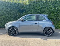 Fiat 500e La Prima 42kWh Hatchback 3dr Electric Auto (118 ps) 41