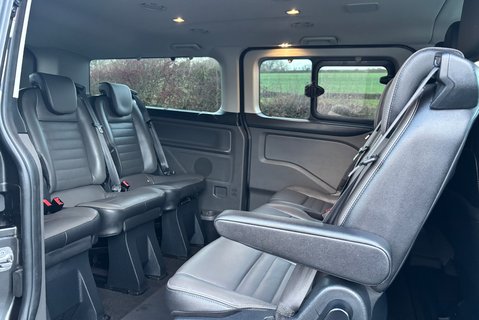 Ford Tourneo Custom 320 130 ps Titanium L2 9 Seater - Automatic 17