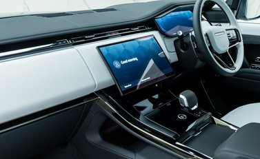 Land Rover Range Rover Sport P400 Autobiography 17