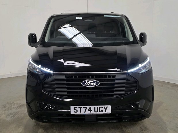 Ford Transit Custom Transit Custom PHEV 320L1 H1 Limited Auto Van 2.5L 227PHEV 6
