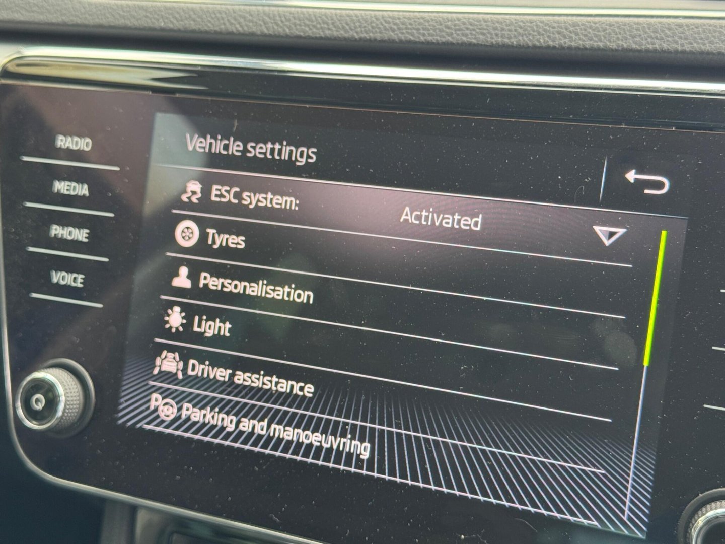 2019 Skoda Superb — image 16