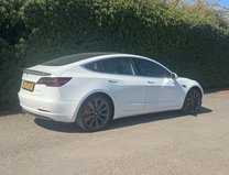 Tesla Model 3 (Dual Motor) Performance Saloon 4dr Electric Auto 4WDE (Performance Upgrade 4