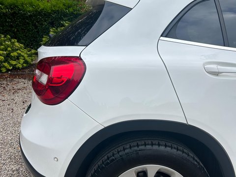 Mercedes-Benz GLA 1.6 GLA200 SE (Executive) Euro 6 (s/s) 5dr 32