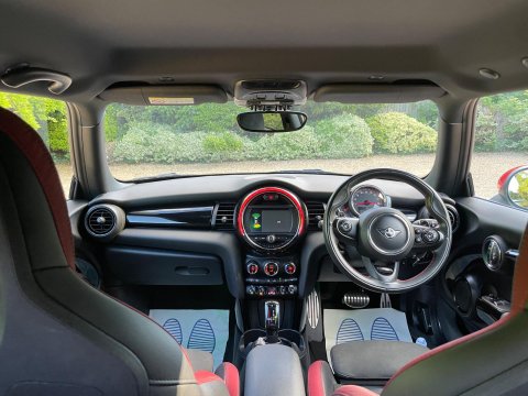 Mini Hatch 2.0 John Cooper Works Hatchback 3dr Petrol Steptronic Euro 6 (s/s) (231 ps) 35