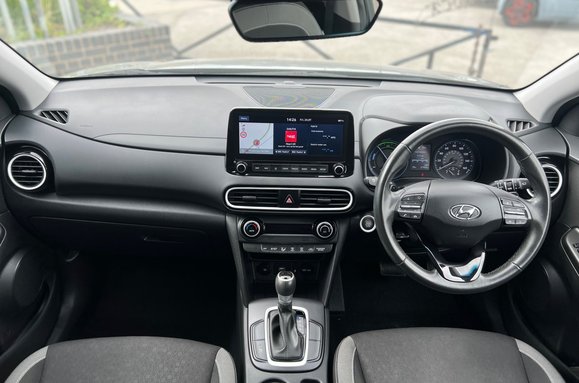 Hyundai KONA 1.6 h GDI PREMIUM AUTO PETROL HYBRID 36