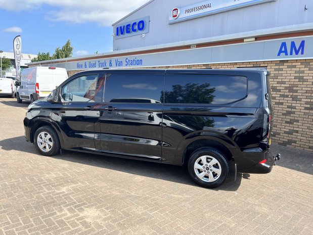 Ford Transit Custom Transit Custom 2.0 EcoBlue 136ps H1 Van Limited Auto 4
