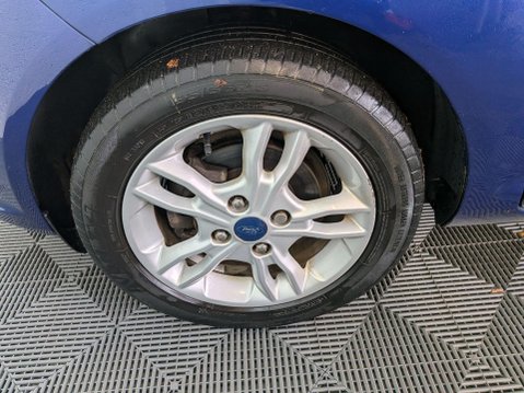 Ford Fiesta 1.25 Zetec Euro 6 5dr 12