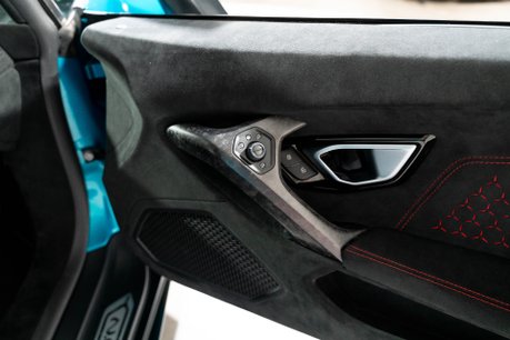 Lamborghini Huracan LP 640-4 PERFORMANTE. NOW SOLD. SIMILAR REQUIRED. PLEASE CALL 01903 254 800 42