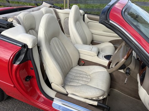 Jaguar XK8 XKR 15