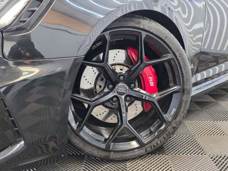 Audi RS4 2.9 TFSI V6 Estate 5dr Petrol Tiptronic quattro Euro 6 (s/s) (450 ps) 38