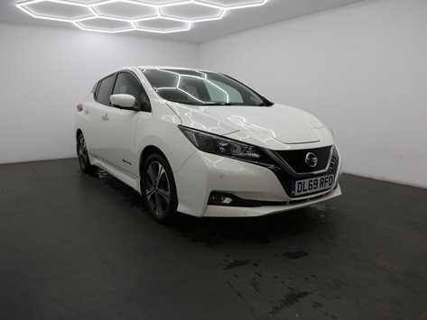 Nissan LEAF 40kWh N-Connecta Auto 5dr