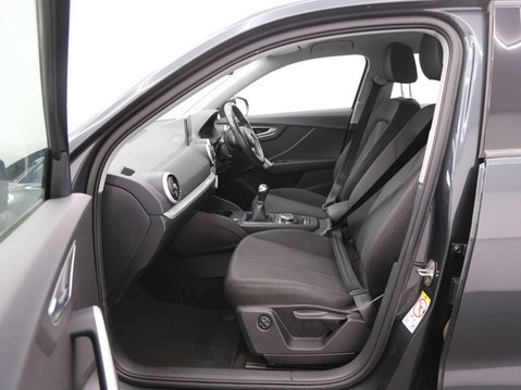 Audi Q2 1.0 TFSI 30 Technik Euro 6 (s/s) 5dr 23